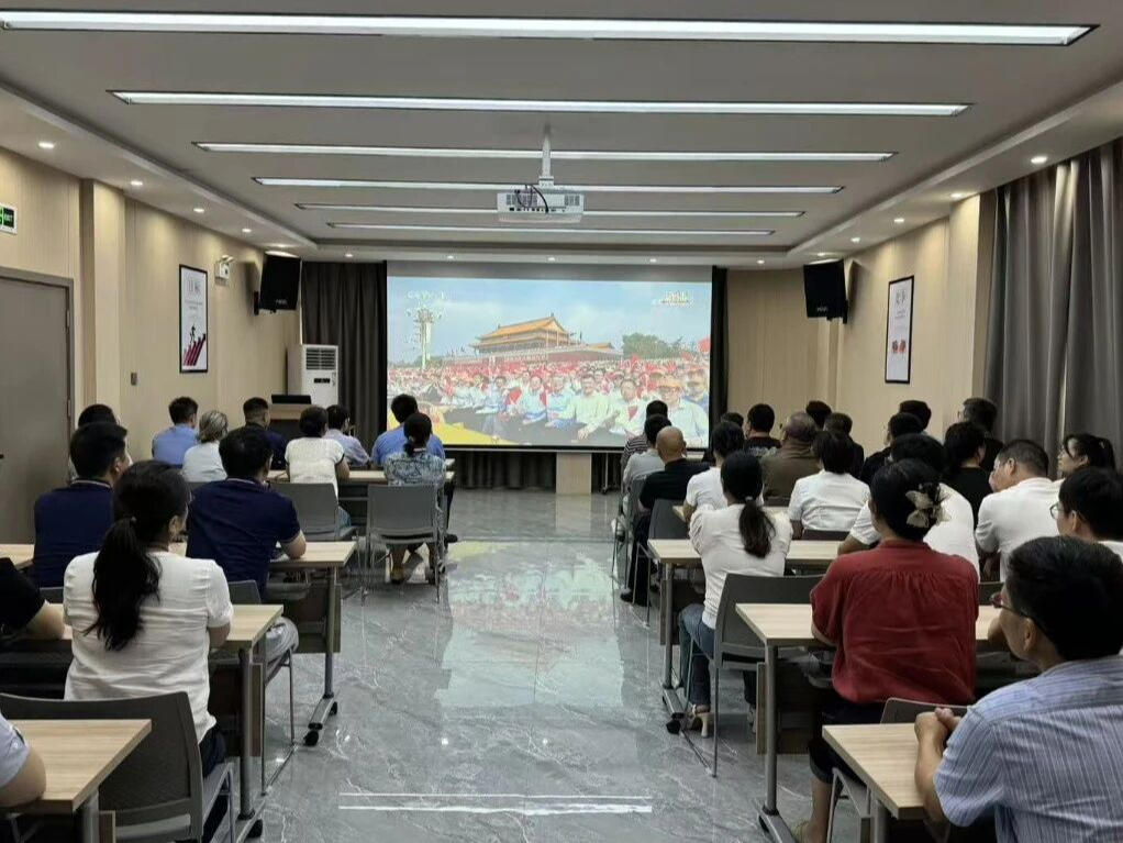 銘記歷史，開創(chuàng)未來——新余銀龍水務(wù)設(shè)備有限公司組織員工觀